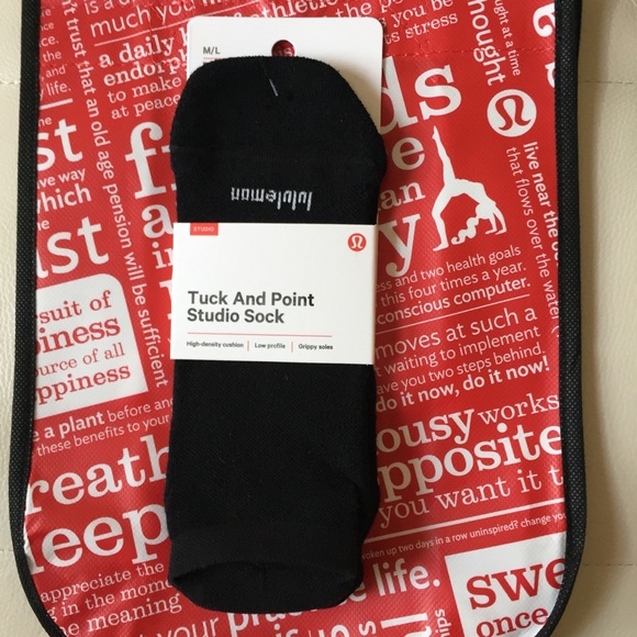 NWT LULULEMON TUCK AND POINT STUDIO SOCK SET LOT - Picture 4 of 6